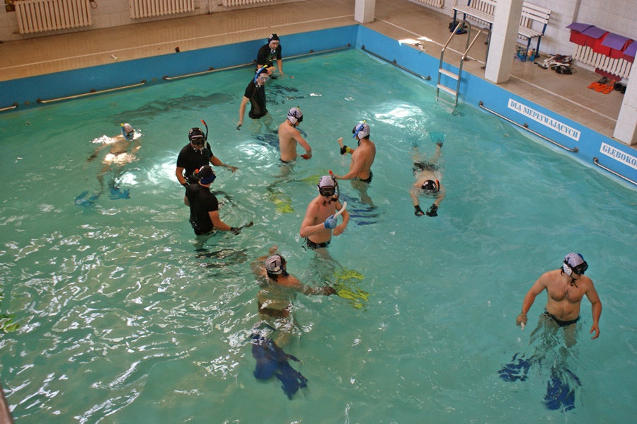 Hokej pod wodą Walenie Auqarius IV 2012